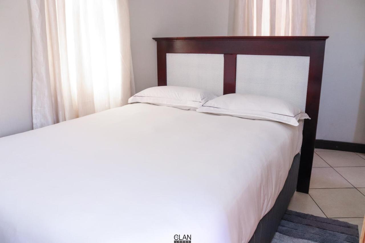 The Clan Lodge Mohlanapeng エクステリア 写真